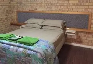 Swan River Hotel Perth 4*,