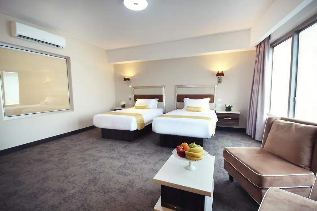 ****  Swan River Hotel Perth Australien
