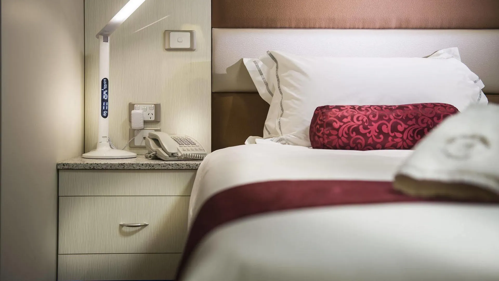 Swan River Hotel Perth 4*,